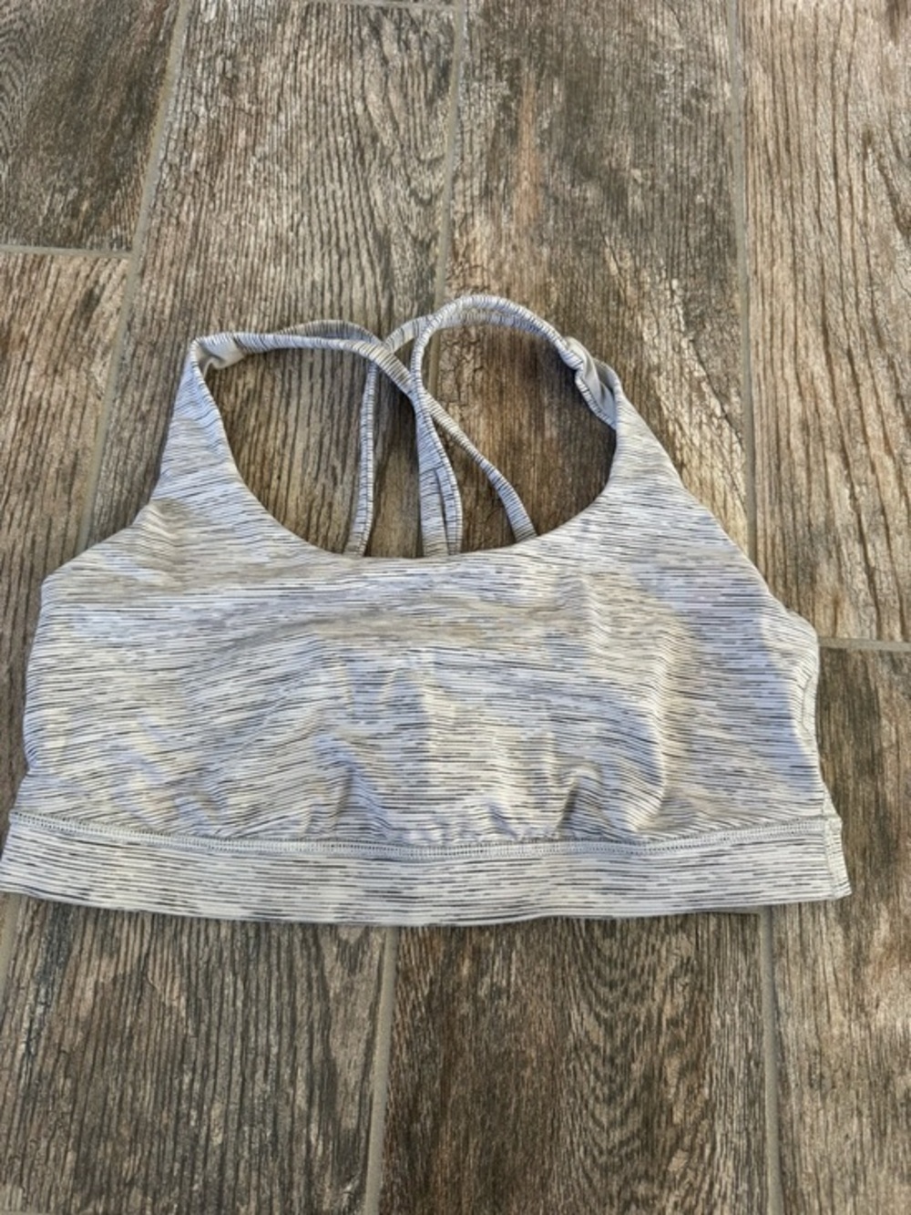 Lululemon Energy Bra in the colorway Space Dye Camo White Silver Spoon